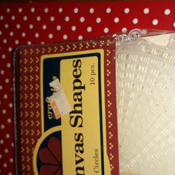 Vintage Plastic Canvas Shapes for Needlepoint still in original 1988 packaging. - Picture 5 of 6